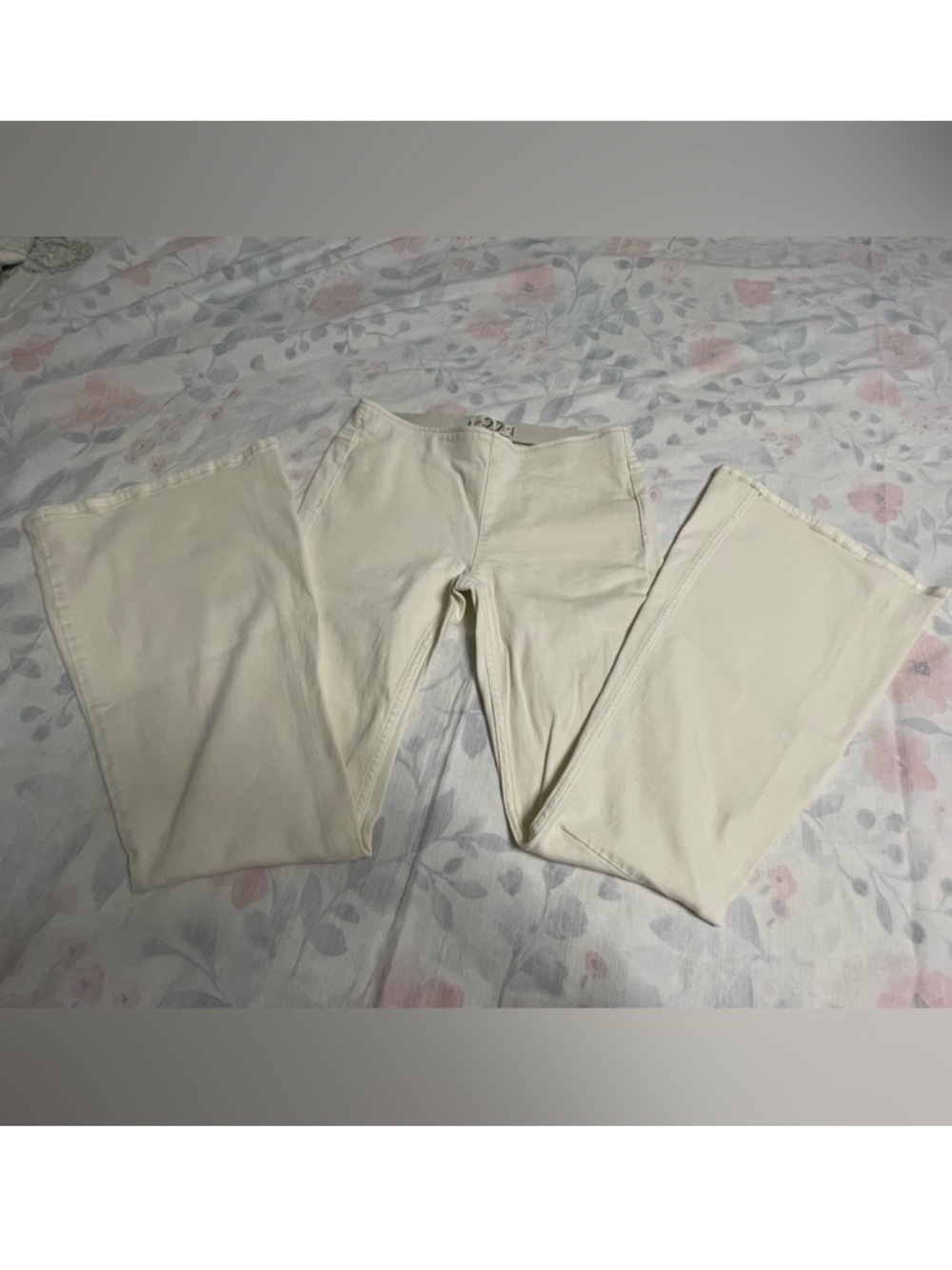 Free People Flare Jeans 27